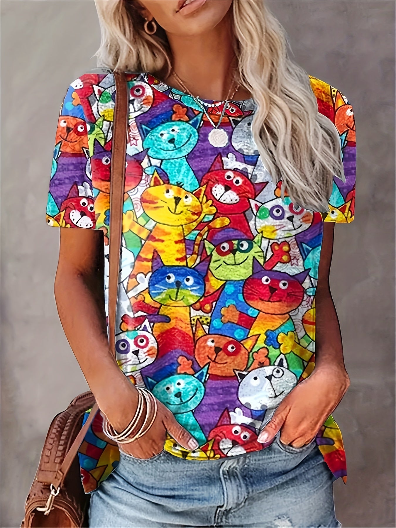 Cartoon Cat Print T-shirt, Short Sleeve Casual Tee For Summer & Spring, Women's Clothing