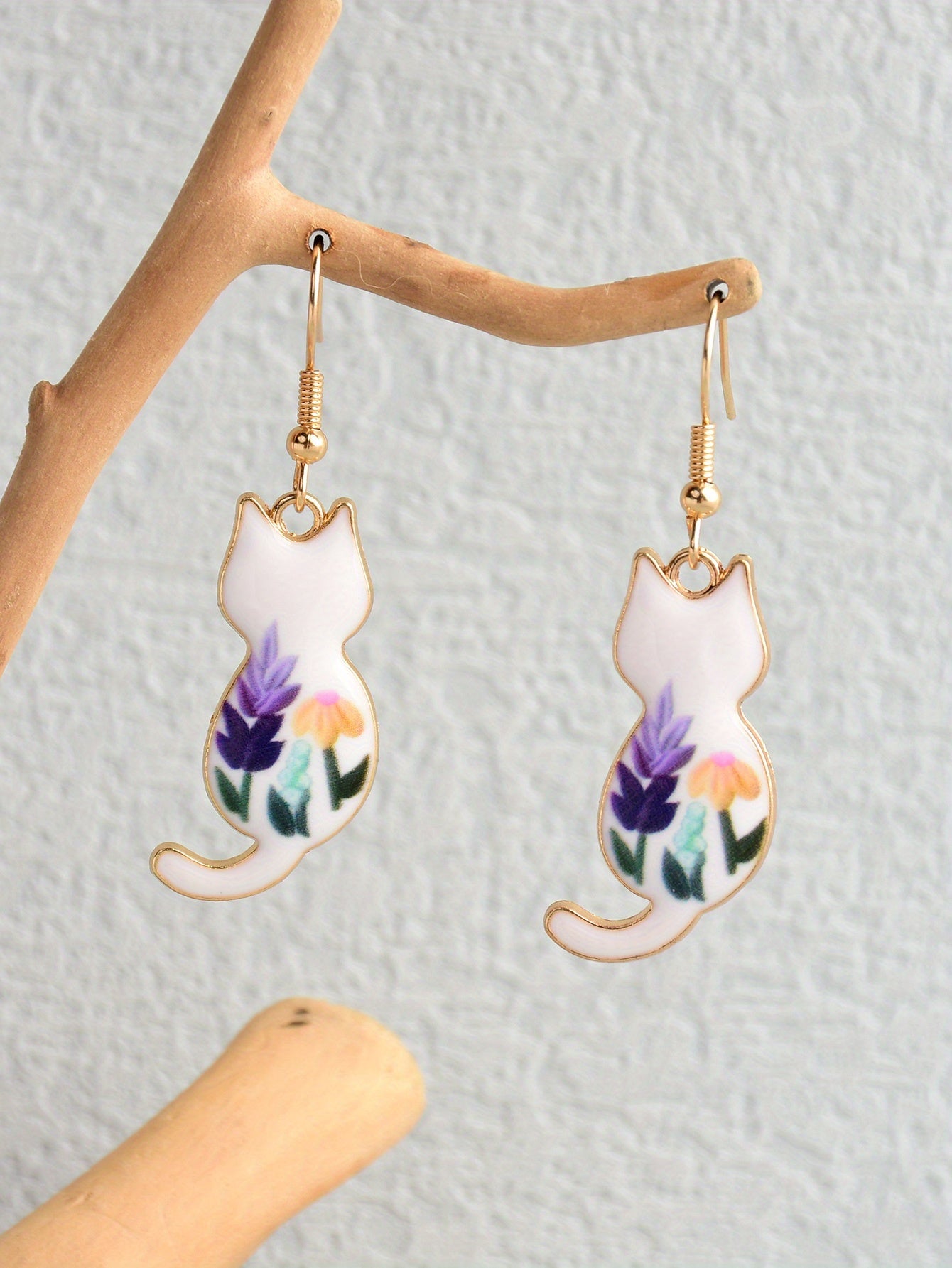 Cute Enamel Cat Design Dangle Earrings Cartoon Style Zinc Alloy Jewelry Adorable Gift For Women   Daily Casual