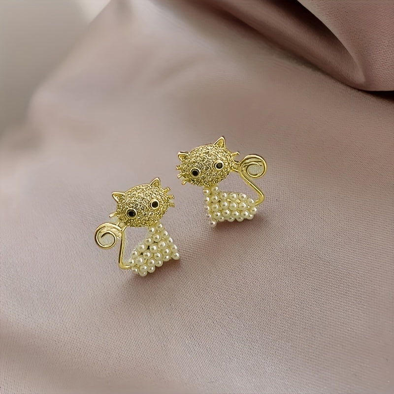 Adorable Imitation Pearl Cat Design Stud Earrings Zinc Alloy Jewelry Rhinestones Inlaid Elegant Simple Style For Women Daily Wear