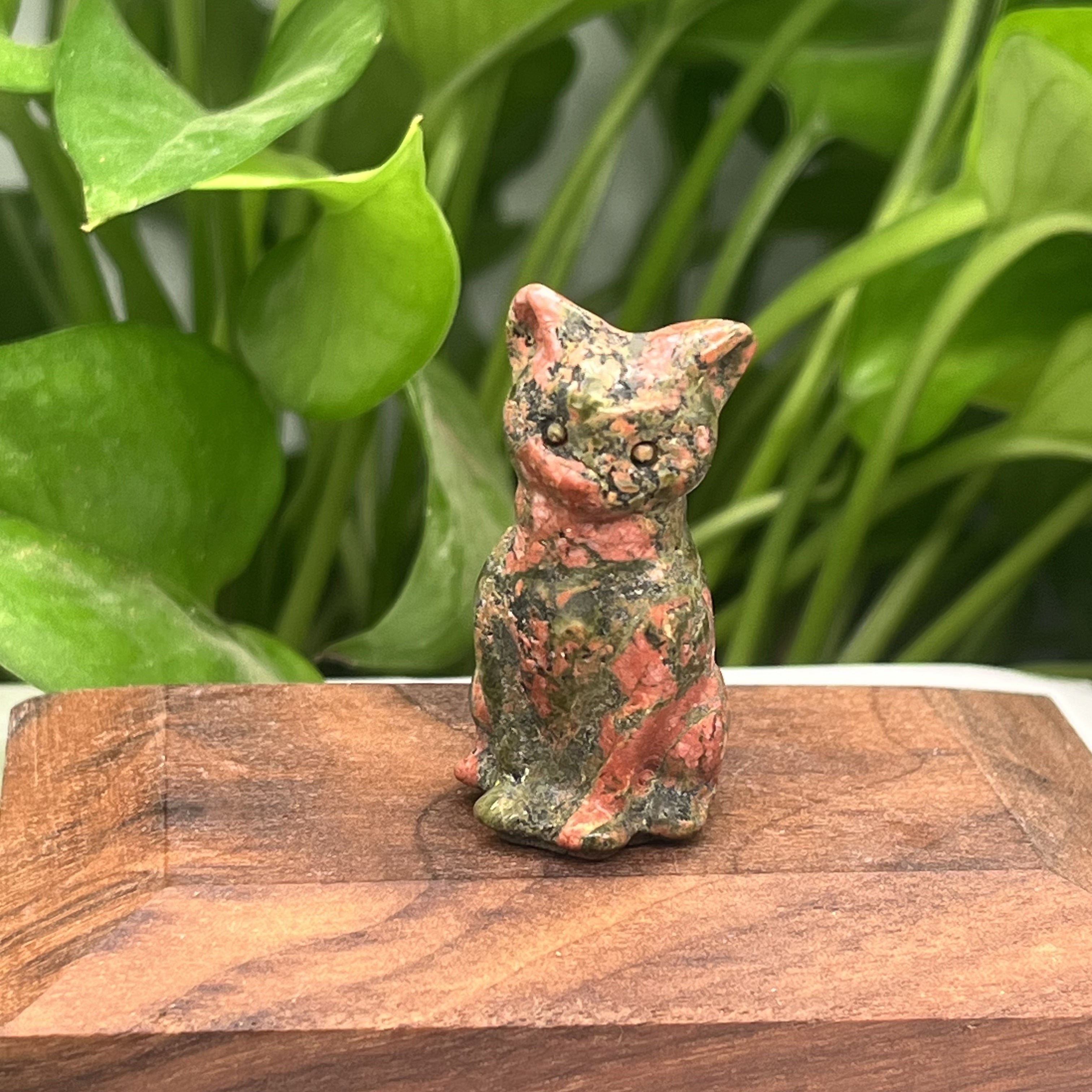 1Pc Exquisite Natural Crystal Whimsical Cat Figurine - Jewelry Accessories for Home Decoration - Unique Gift Idea with Cute Design and Sparkling Appearance