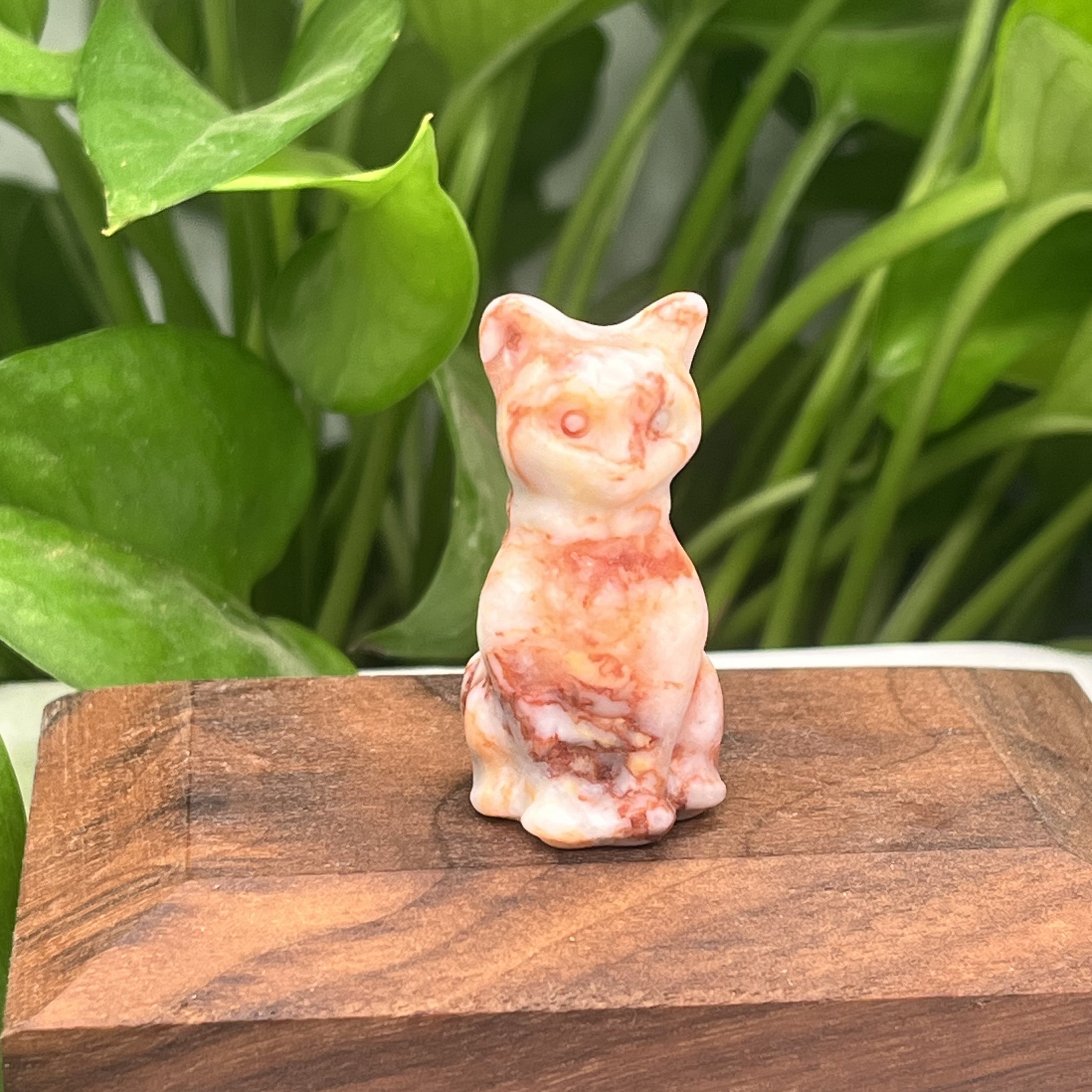 1Pc Exquisite Natural Crystal Whimsical Cat Figurine - Jewelry Accessories for Home Decoration - Unique Gift Idea with Cute Design and Sparkling Appearance