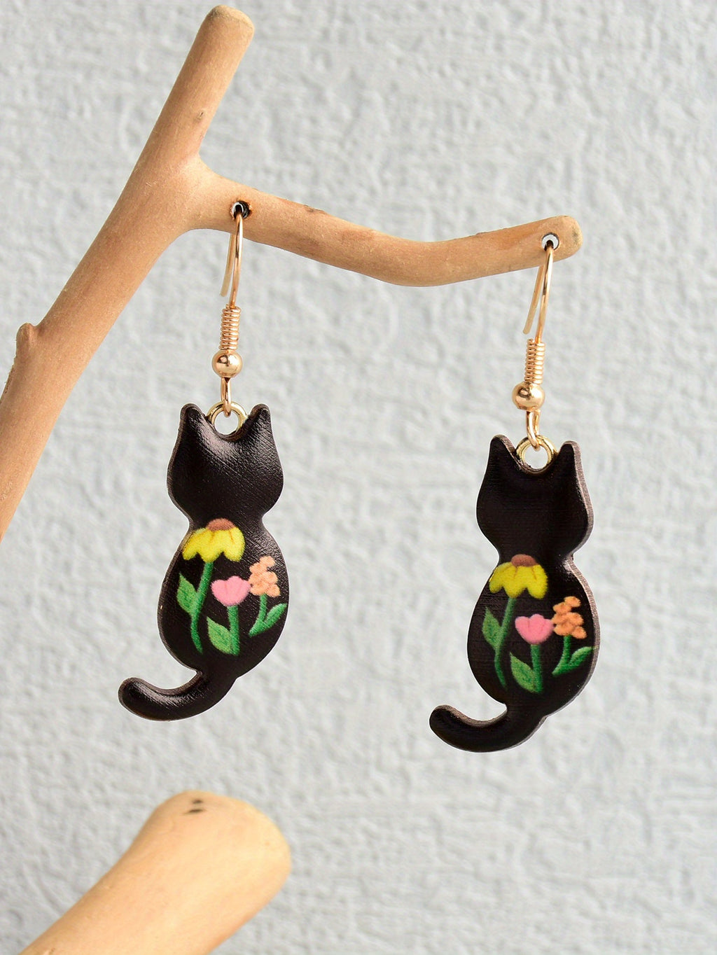 Cute Enamel Cat Design Dangle Earrings Cartoon Style Zinc Alloy Jewelry Adorable Gift For Women   Daily Casual