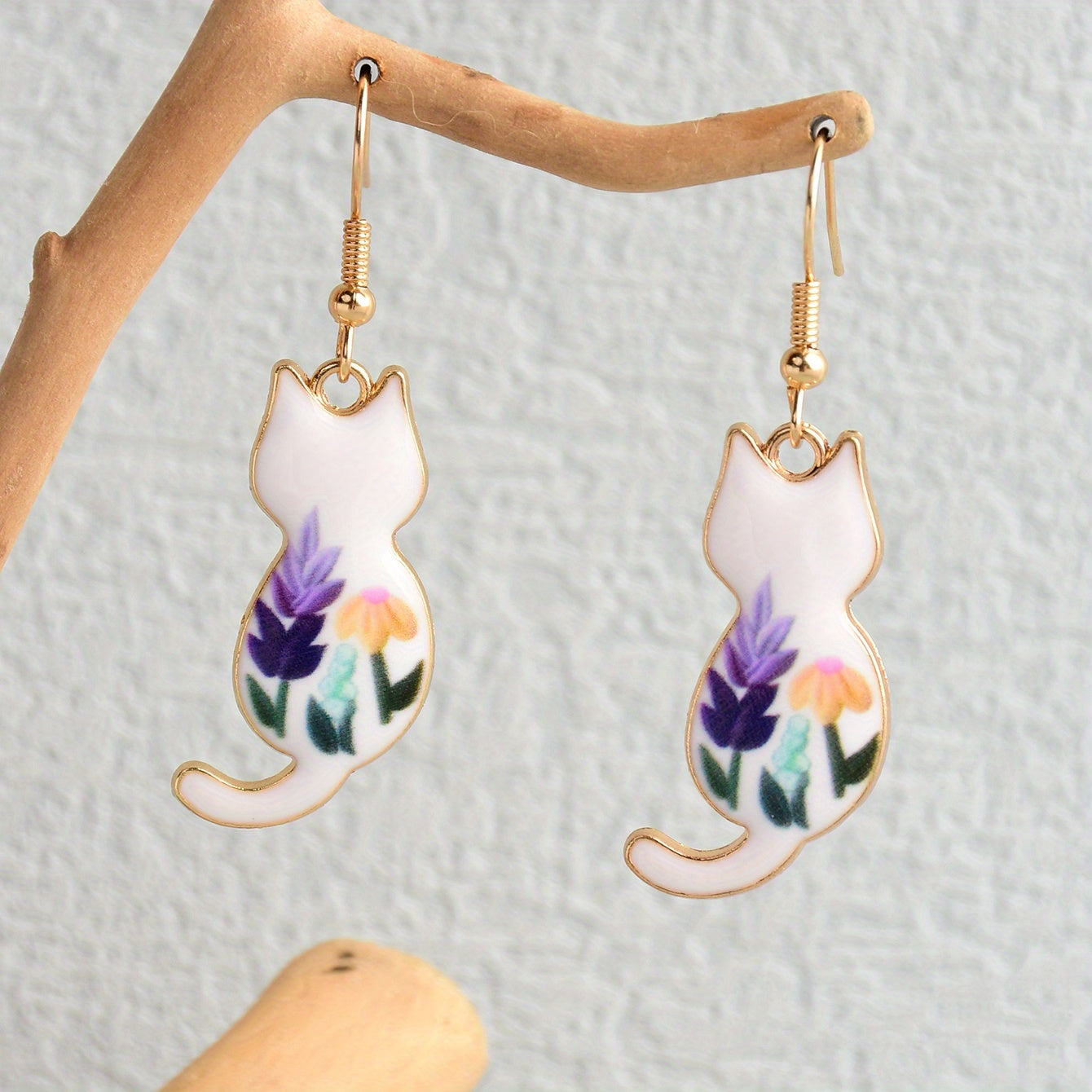 Cute Enamel Cat Design Dangle Earrings Cartoon Style Zinc Alloy Jewelry Adorable Gift For Women   Daily Casual