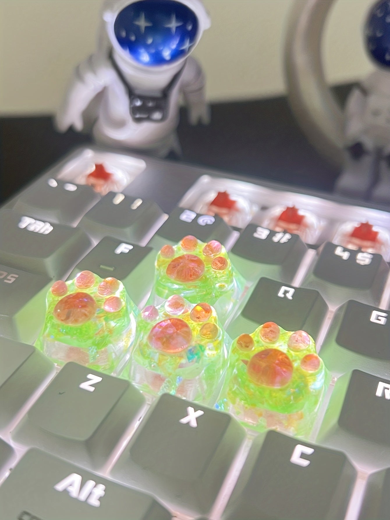 Upgrade Your Keyboard with These Adorable Transparent Cat Paw Keycaps - 4pcs DIY Set!