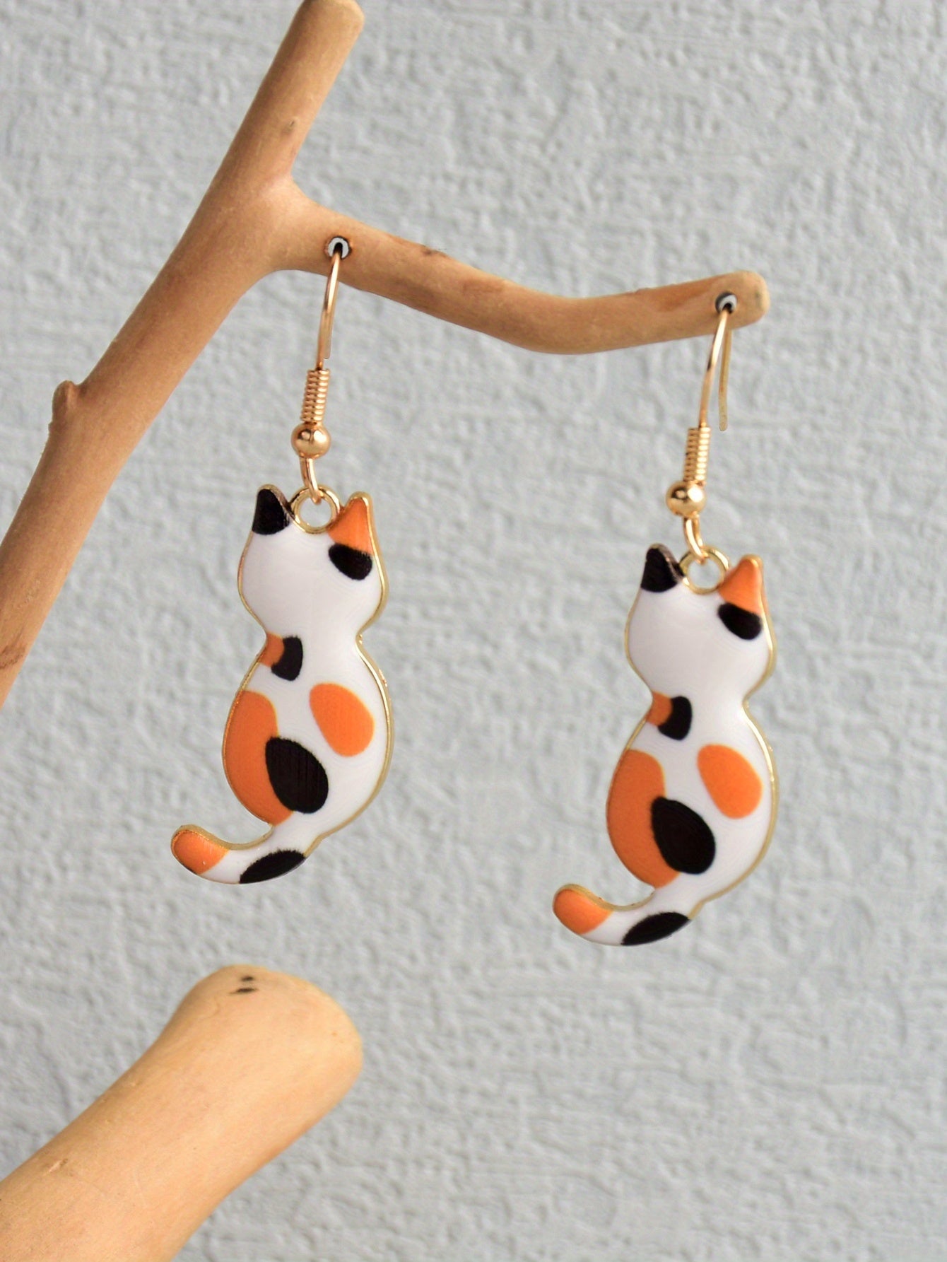 Cute Enamel Cat Design Dangle Earrings Cartoon Style Zinc Alloy Jewelry Adorable Gift For Women   Daily Casual