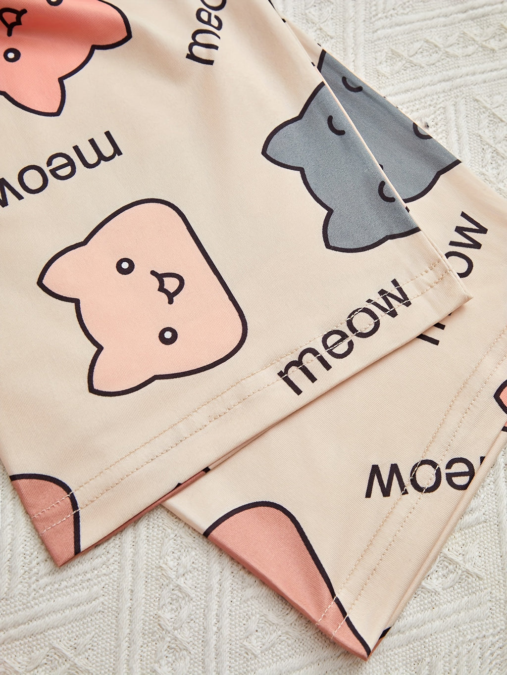 Cartoon Cat & Letter Print Pajama Set, Short Sleeve Crew Neck Top & Shorts & Pants, Women's Sleepwear & Loungewear