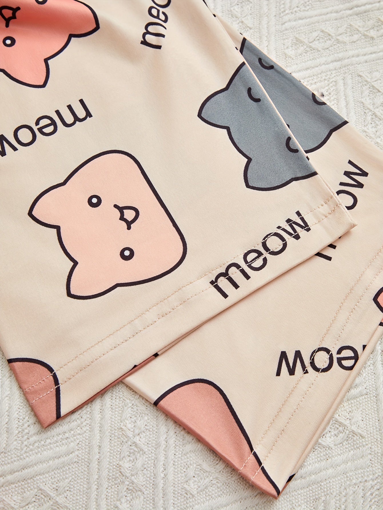 Cartoon Cat & Letter Print Pajama Set, Short Sleeve Crew Neck Top & Shorts & Pants, Women's Sleepwear & Loungewear
